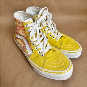 Vans Yellow Floral SK8 Hi Tapered Psychedelic in Passion Fruit. Size M5.5/W8